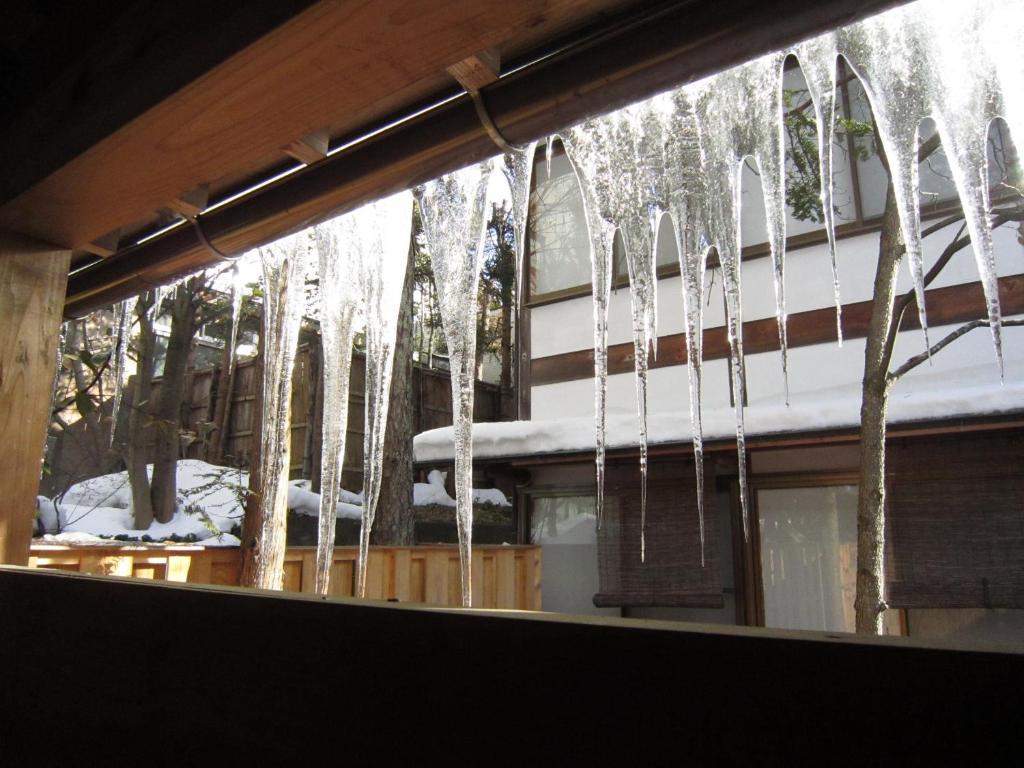 Hotel Jinpyokaku Yamanouchi  Esterno foto
